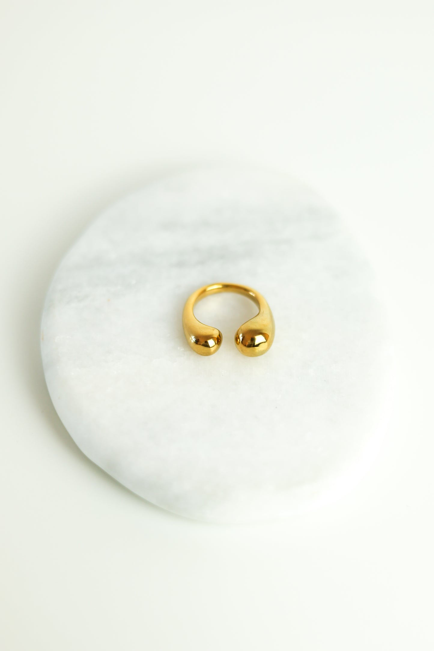 ANILLO MODERNO