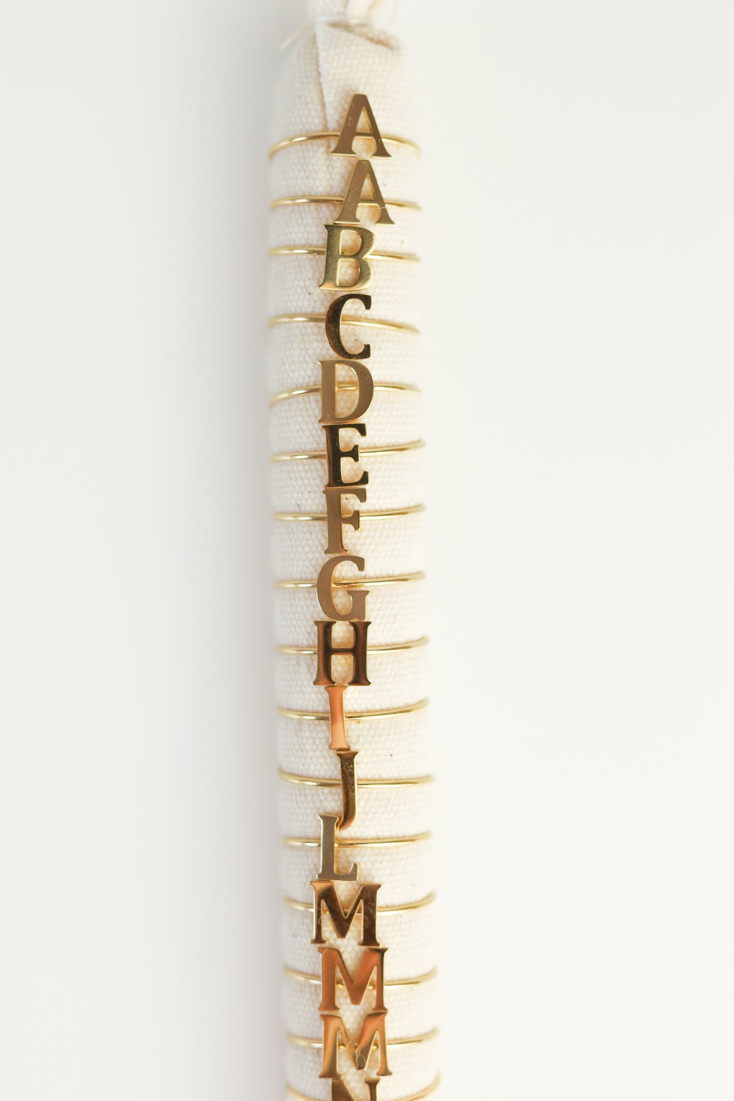 ANILLO LETRAS
